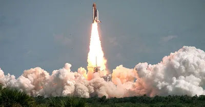 پرتاب شاتل فضایی کلمبیا در مأموریت STS-52 با خاکستر جین رادنبری